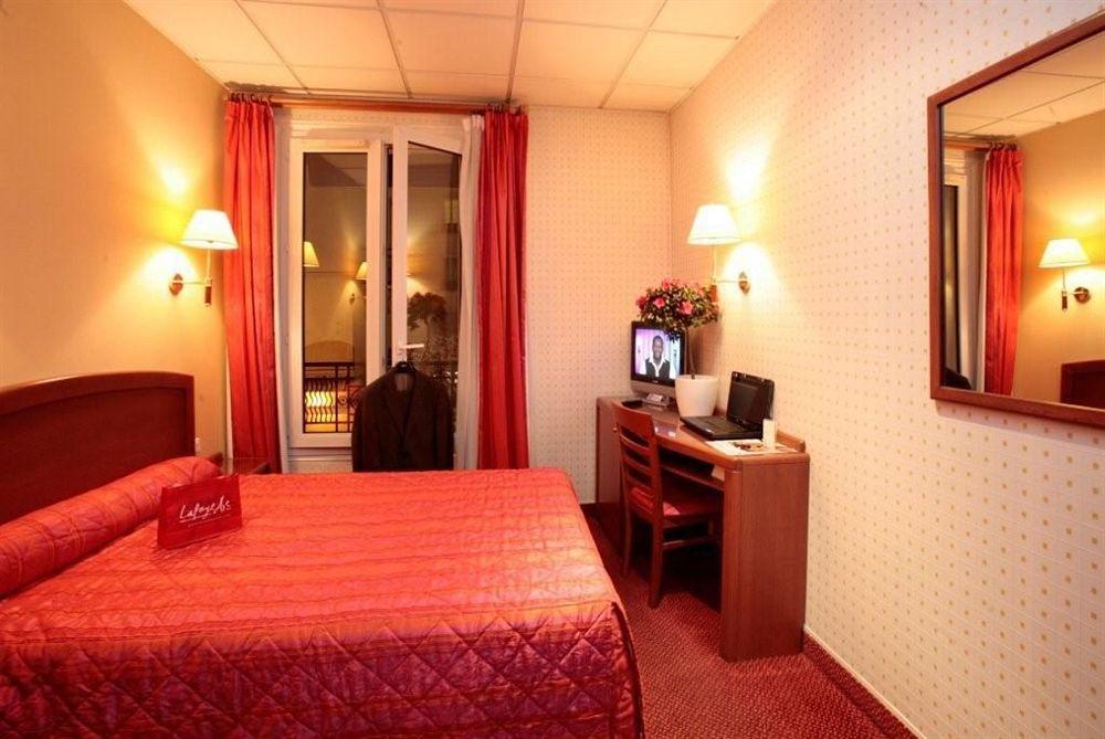 נואי סור סיין Hotel Charlemagne חדר תמונה