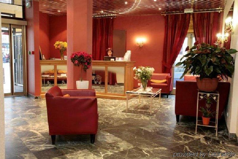 נואי סור סיין Hotel Charlemagne מראה פנימי תמונה